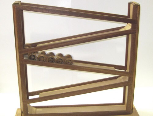 גלריית אמנות בעץ - ישראל דנאי